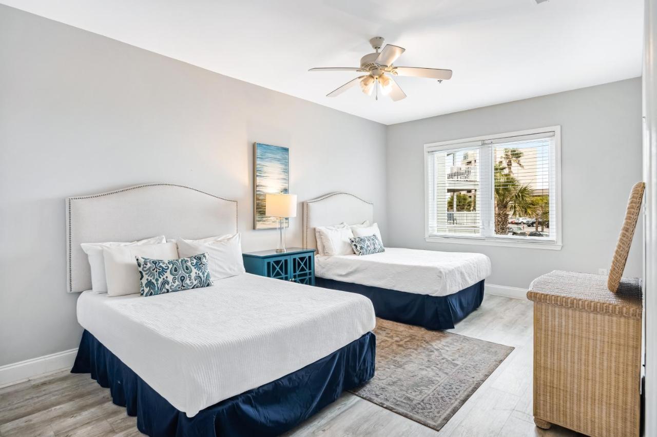 114 West Arctic